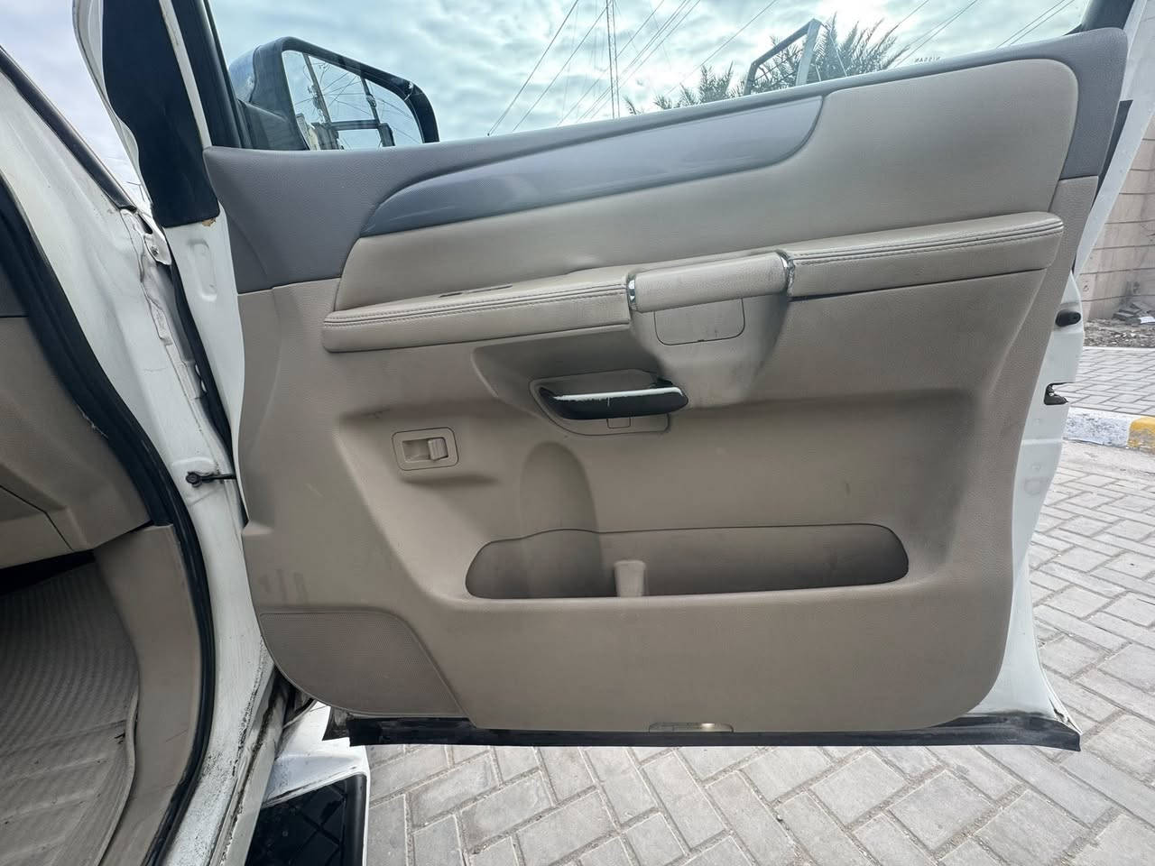 ارمادا 2008 محرك 8 كير ومكينه مكفولات تبريد منضومه زنون منضومه غاز 80 لتر بأسمي مصبوغه حزام اثر جراد فقط بيع او مراوس حسب القناعه مكاني بياع حي العامل *********** السعر ١١٠
