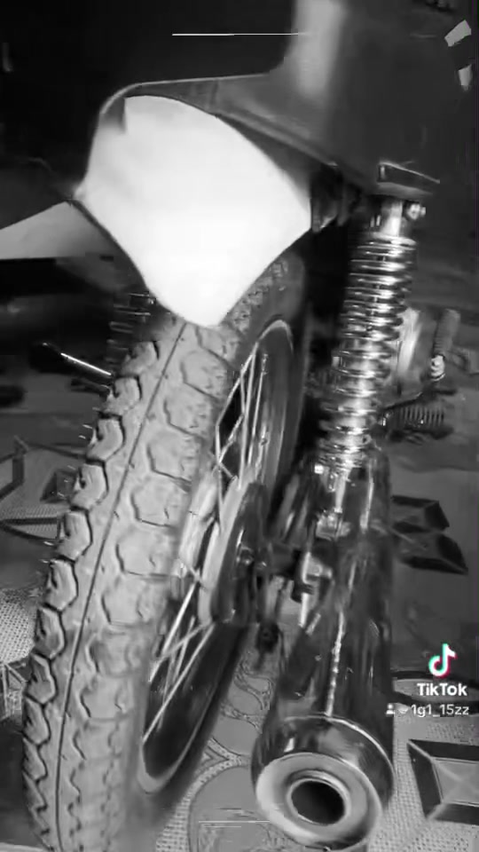 سلام عليكم دراجه البيع رابيدو بدون وراق ***********
