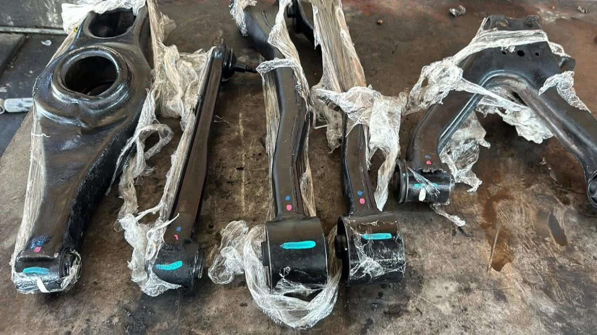 من مجمع حبتور لصيانة الباجيرو سياره الاخ ابو جعفر من محافظه بابل تبديل صدر مامي خلفي   بغداد البياع تقاطع درويش مدخل حي التراث مقابل مطعم ضلوع ومندي 
 ابوعلي الدراجي
***********
***********
***********
واتساب
