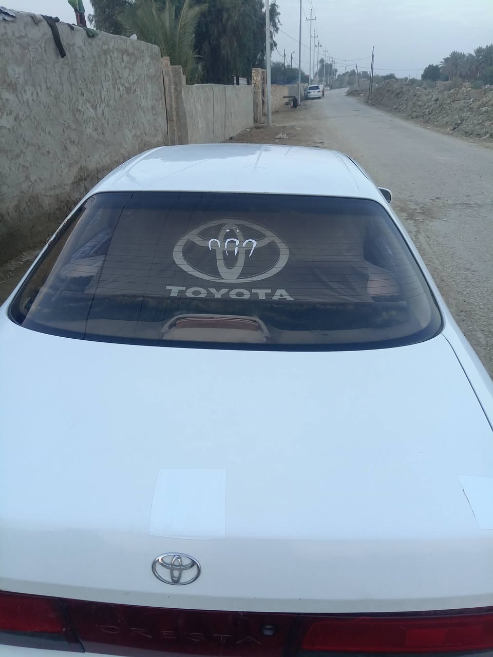 سياره كرسته تبريد شغال  موديل ٩٣ مكينه ٢٥٠٠ بيه خيط بخار  بدن تنقيص مكفوله من كص ونقل وصوليات بدون صبغ بلادي ٦٥ بيه مجال  مكلف بلنشر***********
