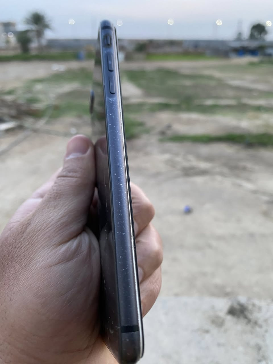 أيفون 8بلاص لون اسود ذاكرة 64 مبدل شاشة تفصيخ وكاله وبطارية 100 دكمة بنص واكفه بتحديث كامرة زلال اتصال سماعات فول وياء كفرات 2 السعر بـ125 وبي مجال اتصال ***********
