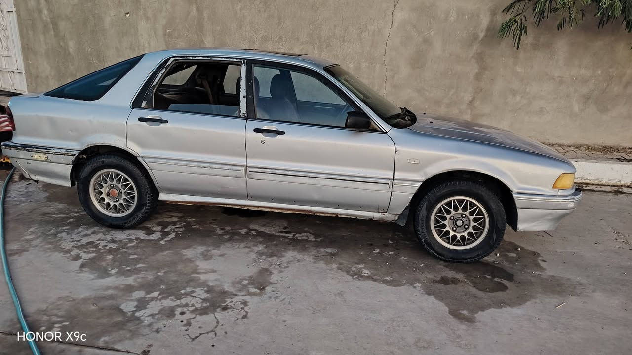 متسيبوشي كالنت للبيع موديل 1992 كابريتر رقم بغداد 
بأسمي سعر33 ورقة 

هاتف ***********
