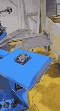 عربی - کوردی
جیهازی سکرین دوو ڕەنگ فول ئۆتۆماتیک بۆ فرۆشتن  

 
جهاز سکرین للبیع فول اوتوماتک لونین 

0770 936 0373
