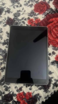 ايباد للبيع الاتصال ع هذا الرقم 07723361270