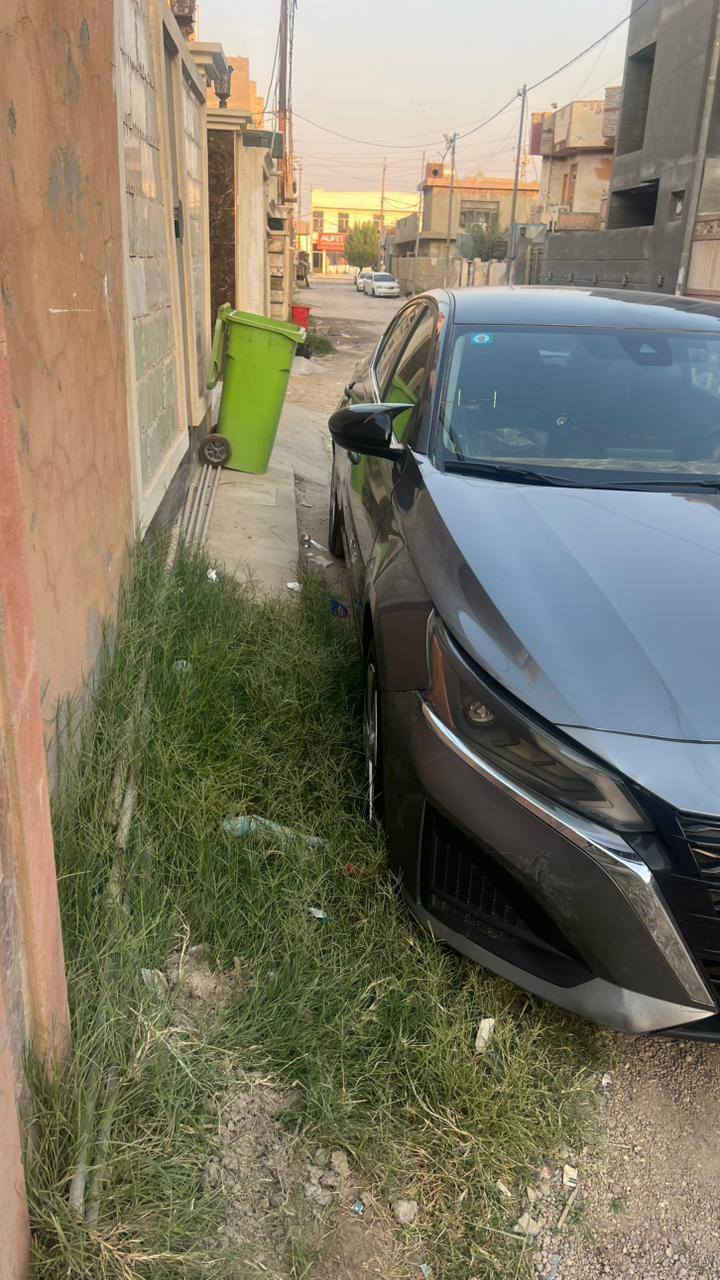 السلام عليكم للبيع
التيما 23 بغداد ماشيه86 كلين مياه أمطار مكفوله من الحادث بيه بارد فقط موجود بالصور محرك 2500 كير محرك مكفول كامره بصمة تشغيل تشغيل عن بعد رادار امامي وخلفي نقطه عمياء مثبت سرعه 
السعر 165 وبيها مجال
موجوده بالفلوجة
***********
