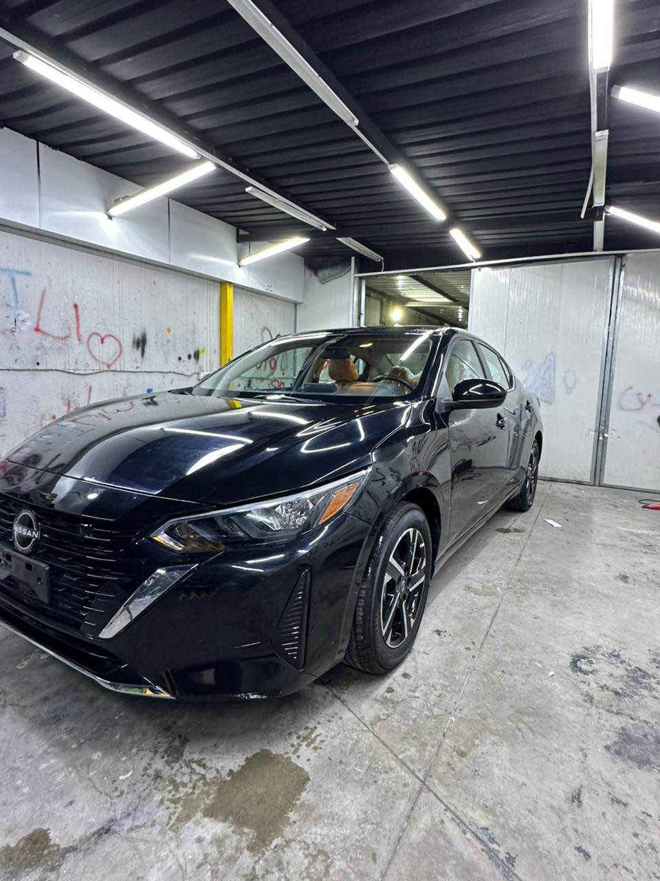 نيسان سينترا 2025 SV
عداد المسافة : 700 ميل (صفر) 
حجم المحرك : 2000 (4 سلندر)
ابيع حزام صبغ بدوووون دواخل
⭕️بجم كبس
⭕️خلف كبس
⭕️ايرباك البردة صفحة السائق ومرجع سستم
مواصفات 👇🏻
 بصمة ابواب 
بصمة تشغيل 
تشغيل عن بعد 
كاميرا °360
‏‎كاميرا امامي
كاميرا جانبي
كاميرا خلفي
اوتو هولد 
اوتو ستارات 
اوتو ستوب 
رادار امامي
رادار جانبي  (نقاط عمياء)
رادار خلفي (التحذير من الاصطدام)
حساسات خلفي 
نظام (𝐄𝐂𝐎)
نظام (𝐍𝐎𝐑𝐌𝐀𝐋)
نظام (𝐒𝐏𝐎𝐑𝐓)
كشنات جلد قيسي
تحكمات استيرن
تبريد لمس 
بكلايتات ايـــLEDـــد بيلادي
السعر 114$ ورقة وبيها مجال قليل
مكان السيارة اربيل
السيارة كاتى تترقم اربيل. سليمانية . دهوك ب 11 ورقة
ميحتاجلها دينار مصرف

*********** واتس اب
*********** أربيل, العراق
