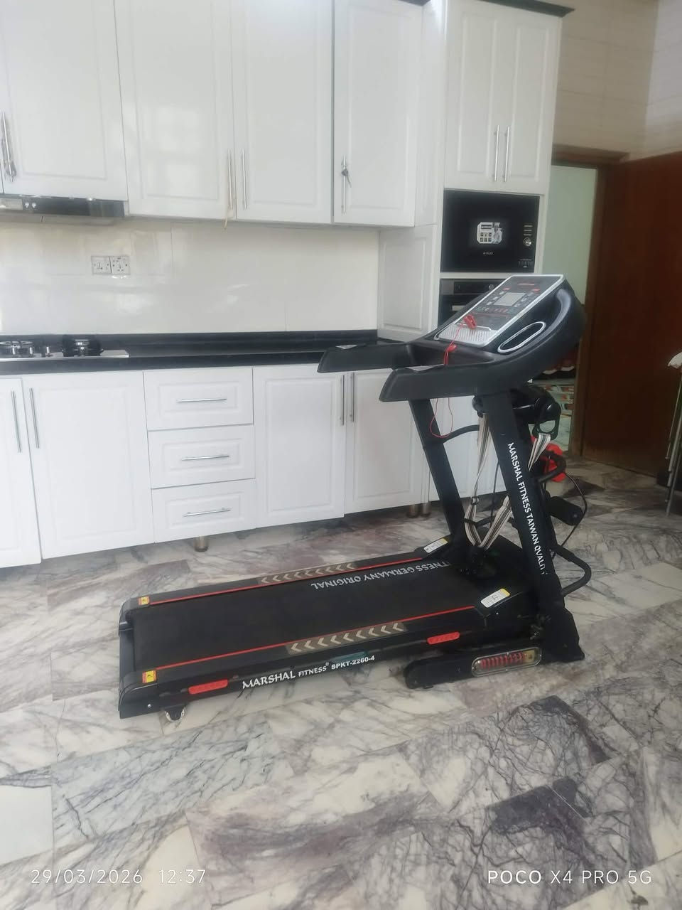 جديد مامستخدم
جهاز جري جبلي  مع جهاز تكسير دهون مارشل يتحمل 120كيلو

سعر 325


**إذا كنت صاحب هذا الإعلان وتريد حذفه لأي سبب، رجاءا أرسل رسالة إلى الدعم الفني**