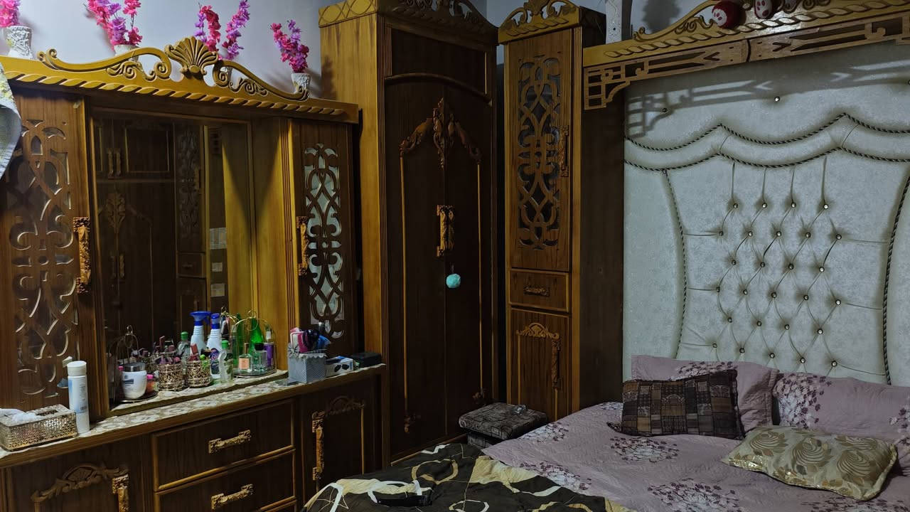سلام عليكم 
اخو الجديد نضيفا 
سعر 850
***********
