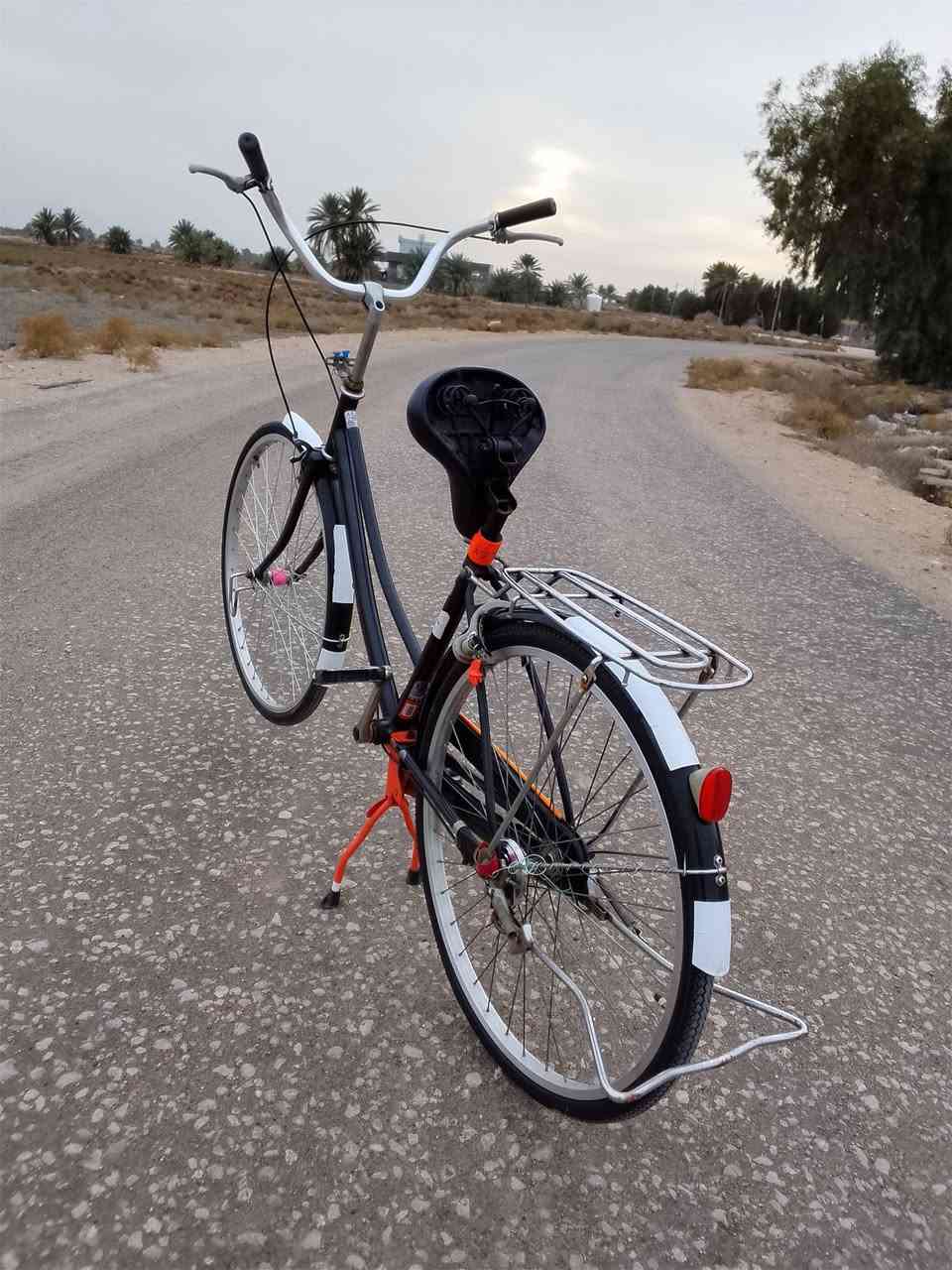 لبيع باسكل مديل 2018 حجم 26 الباسكل كله بلاد تجي وتشوف كل نقص مابي الباسكل جديد سعره 125 قفل هاذه الموجود مايعجبك اكو باسكلات هواي والسوك كلشي بي هاذه رقمي *********** بي واتساب مكاني بابل طريق قاسم كفل سوق دوهان
