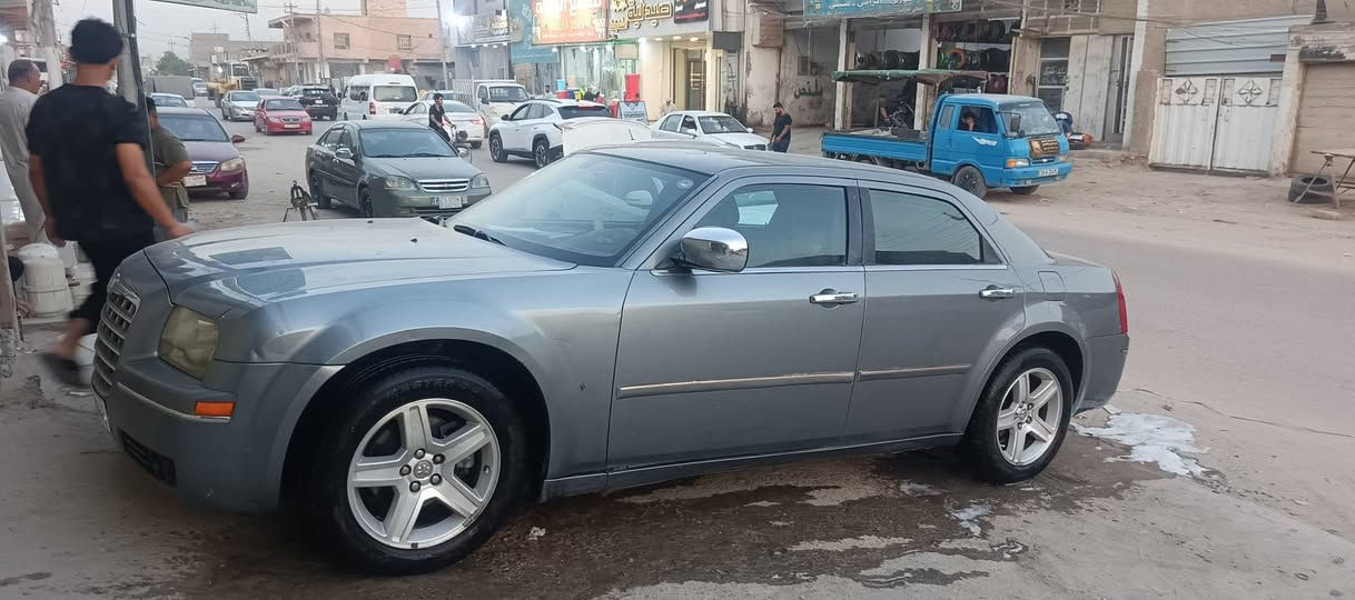 سلام عليكم اوباما للبيع 2007 لسيارة جهازه من كولشي ضرار جاملغ خلفي بي طخه قليل مصبوغة عام لجماليه العنوان بابل لسعر ٧٨بيها مجال ***********
