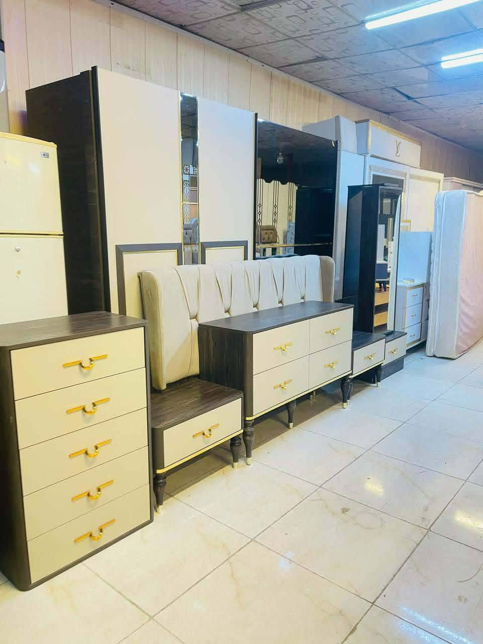 غرفه ماركه 8 قطع سرير مخزن
نظافة فول  
شد ونقل داخل بغداد مجاني


**إذا كنت صاحب هذا الإعلان وتريد حذفه لأي سبب، رجاءا أرسل رسالة إلى الدعم الفني**