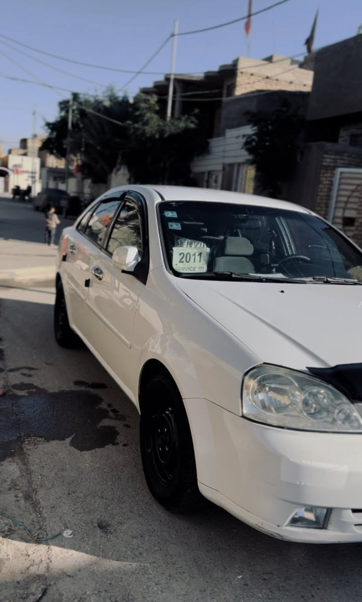 سلام عليكم
اوبترا 2011 للبيع 
رقم انكليزي واسط بـ اسمي 
مكان السيارة الكوت
السونار مرفق بالصور  
تحويل ثاني يوم 
هزه جديده 
مكفوله السيارة 
تبريد خير من الله ماشيه ١٥٨ الف 
كير مكينه خير من الله
شاشه تاب 
كهربائيات السيارة كله شغاله بلجوكترات لايت كلشي شغال
سيارة متخسر ربع عليه جاهزه 
ومثل ما موضحه الصور 
 السعر 86 وبيه مجال 
الاستفسار ***********
