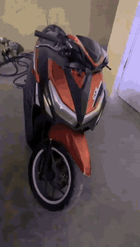 دراجة gts للبيع نضيفه نقص بس هندر رايدها ب375 لين مطلوب والله لو مماطلوب مابيعها بهيج سعر 
للتواصل ***********
