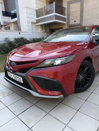 كامري اس اي بلاص  موديل 2023 هايبرد وارد امريكي ضرر بنيد سطحي بدون دوا...