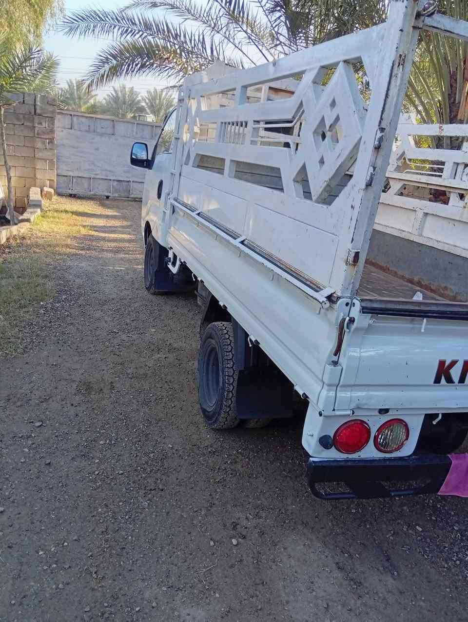 السلام وعليكم ورحمه الله وبركاته للبيع كيا موديل 12 بلادية رقم وسنوية مكفولة كفالة  عامة التفاصيل على الاتصال 
***********
 والمكان ديالى الخالص الوندية 
والسعر على الاتصال
