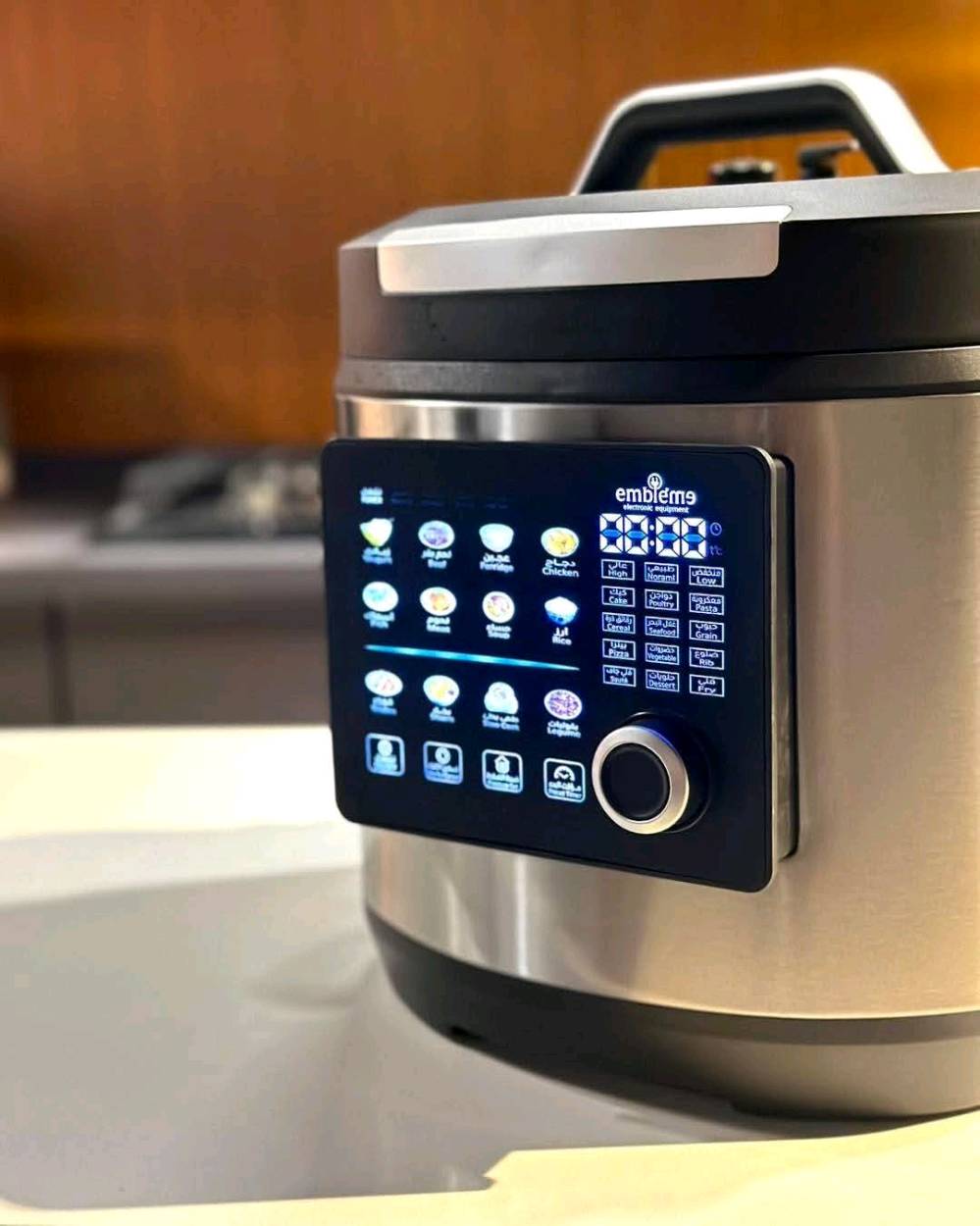 جدر ضغط كهربائي أمبليوم – الإصدار الأحدث | 6 لتر | شاشة آيباد ذكية

إذا تدور على السرعة، الأمان، والنتيجة المضمونة… فهذا الجدر هو خيارك الأول!

🔹 سعة 6 لتر مناسبة للعائلة
🔹 شاشة آيباد لمس للتحكم السهل والواضح
🔹 قدرات ذكية مع عدة برامج طبخ سريعة وجاهزة (رز – مرق – لحم – دجاج – بخار – شوربات وغيرها)
🔹 أحدث إصدار من أمبليوم
🔹 أمان عالي مع صمام ضغط متطور
🔹 ستالنس ستيل داخلي عالي الجودة
🔹 قدرة قوية للطبخ السريع وتوزيع حرارة متساوي
🔹 مؤقت + تحكم كامل بدرجات الحرارة والوقت
🔹 ضمان حقيقي لمدة سنة

✔️ يوفر وقتك
✔️ يحافظ على نكهة الأكل
✔️ مناسب لكل أنواع الطبخ

جاهز للاستخدام ويجيك بكامل ملحقاته الأصلية.