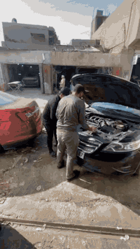 كراج الأخوين لصيانة السيارات الامريكية صدر /تجفيت /تبديل جميع انواع السيارات الامريكية العنوان بغداد ساحت الطيران خلف مستشفى وزارة الداخلية *********** صيانة *********** أدوات تدللون وسعار مناسبة الكروب فورد /ايدج
