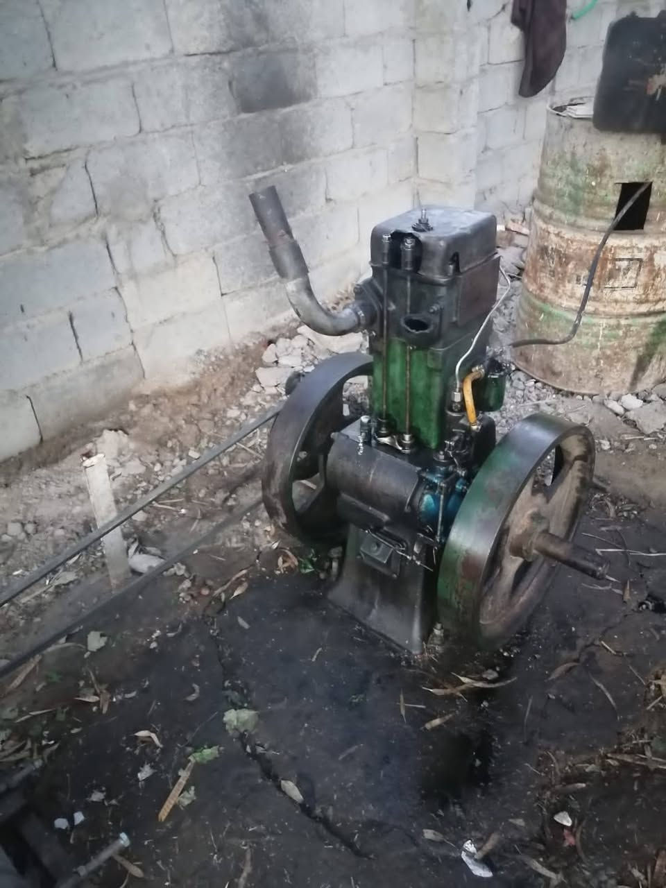 سلام عليكم فلاونين مولد للبيع ثمانيه حصان السعر خاص مكان بابل جبله الرشايد اتصل***********
