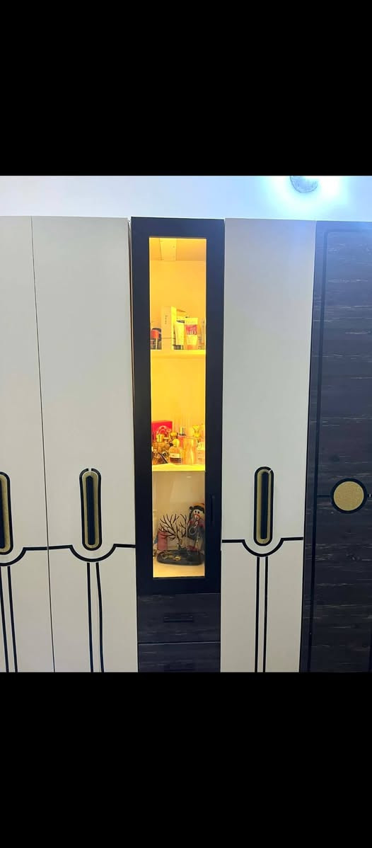 مرحبا للبيع غرفه نوم ستخدام شهر واحد فقط بعده بجيس ممشيول منها مكاني بغداد الدوره  سعر ٨٠٠ قفلل


**إذا كنت صاحب هذا الإعلان وتريد حذفه لأي سبب، رجاءا أرسل رسالة إلى الدعم الفني**