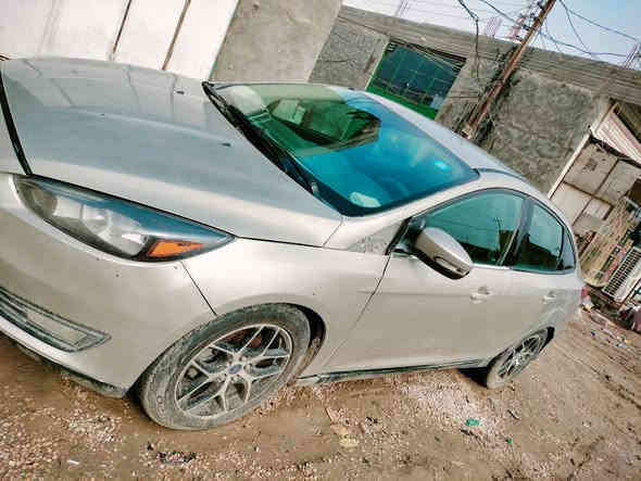 السلام عليكم 
السياره  فورت  
جاهزه من النقص تخم تايره وتبريد ثلج وتحكمات  
وشاشه ابلاد    كير اوتو.       موديل 17   
السياره تحويل ثاني يوم 
السعر 76   وبيه مجال قليل حك الحيه

***********
