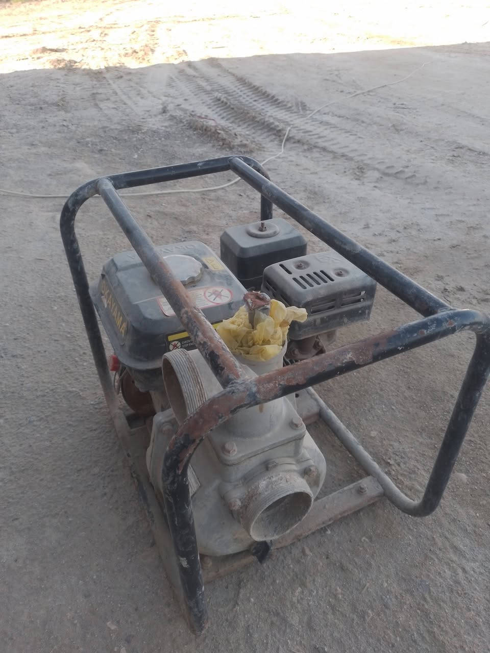 ماطور بانزين شغال للبيع
حجم (3 ونص) انج
راسلني او اتصل 
***********
