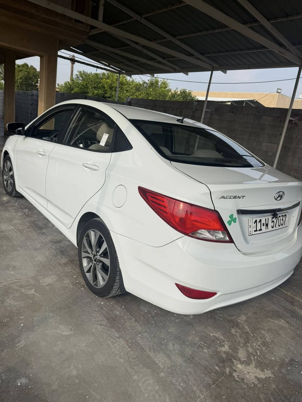 سلام عليكم
اكسنت 2016 خليجي للبيع 
ماشيه 59 الف حقيقي 
مكفوله سياره جديده عدا دعاميه خلفيه شويه صبغ شخط يم قبق بانزين ما معدل 
السعر 120$
العنوان بغداد الدوره
 
الهاتف ***********
