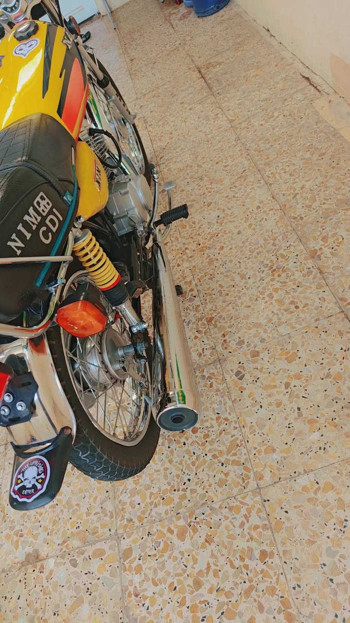 دراجه نامه متياز مديل 23 طالعه بل 24 شهر 5 اوراق اصليه مو سكنر نظافتهه 100 بل 100 مكاني كربلاء حي العسكري  سعرهه مليون او 100 وهاذه رقم مبايلي ***********
