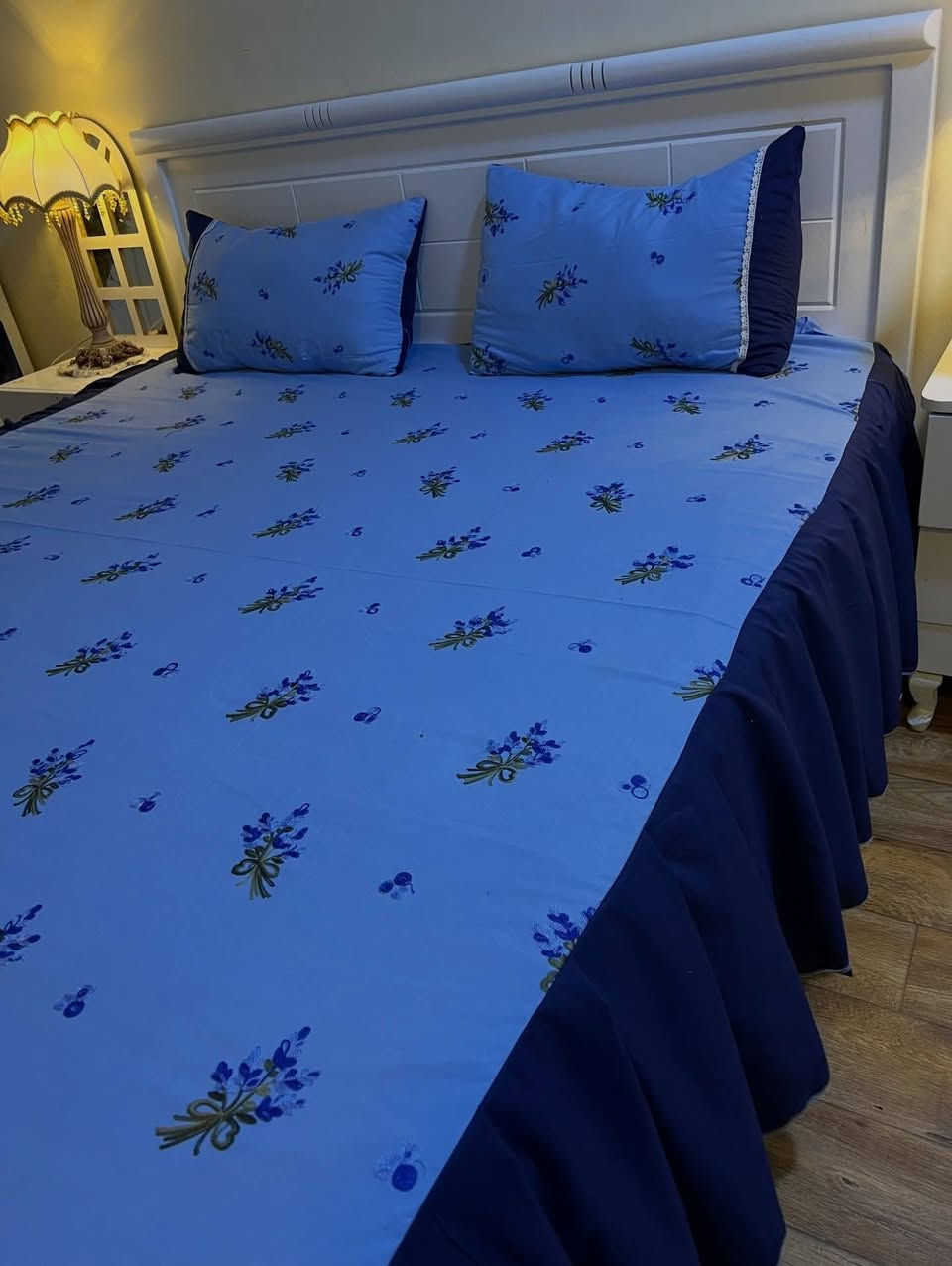 فرشات نفرين
السعر بس 15 الف
بدون تلبيس لاستيك
يوجد توصيل كل المحافضات يوجد اكثر من 100 نقشه ولون


**إذا كنت صاحب هذا الإعلان وتريد حذفه لأي سبب، رجاءا أرسل رسالة إلى الدعم الفني**