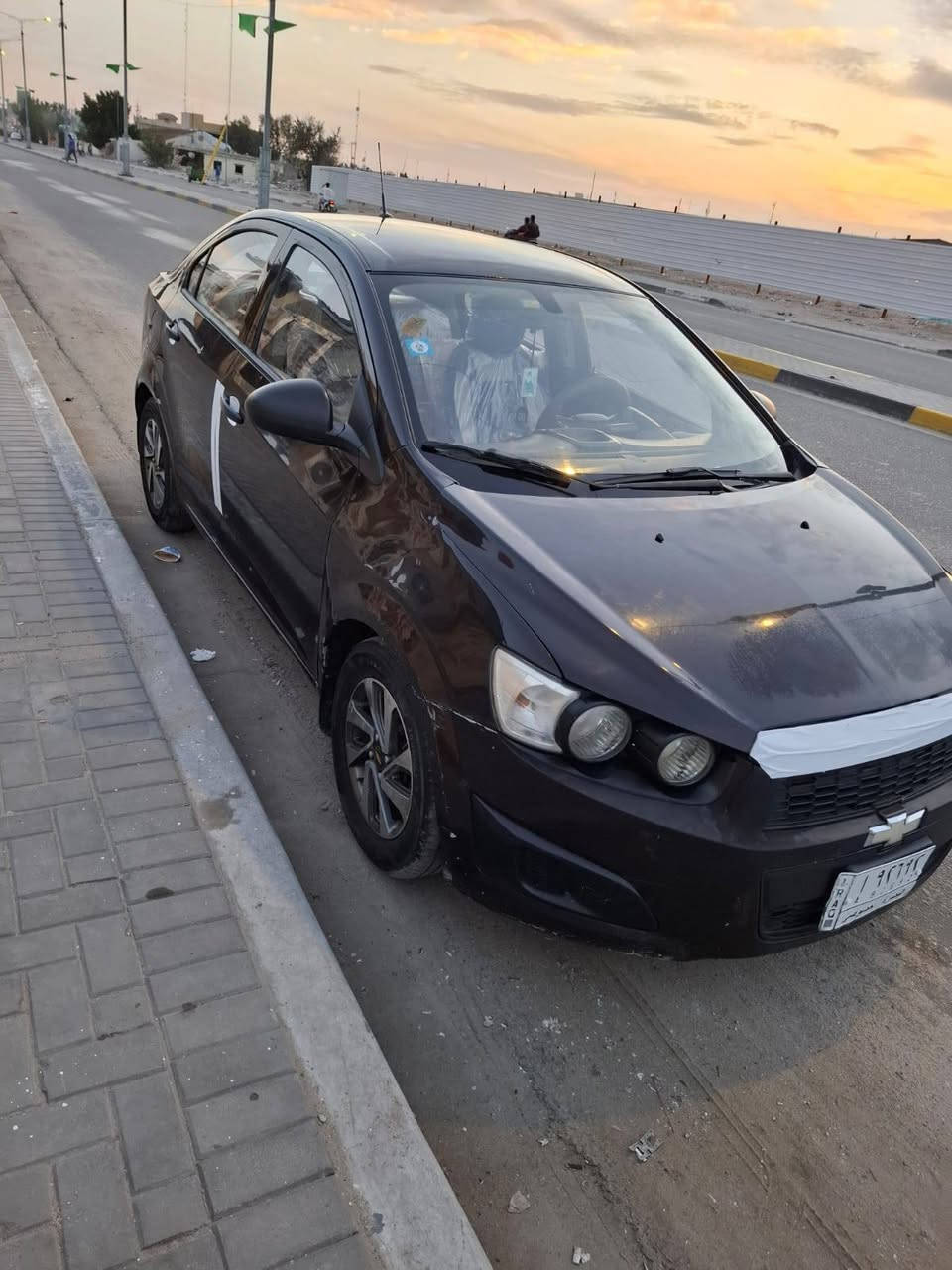 شوفوا ليش سونيك اللون باذنجاني موديل 2014 نقصها كمبريسر تبريد سياره مرتبه وحلوه تاخرا***********  $68 عنوان بصره المعقل ورقم السياره بصره وسنويه سنه 26 شهر التاسع وبيها مجال للشراي سياره نظيفه مرتبه
