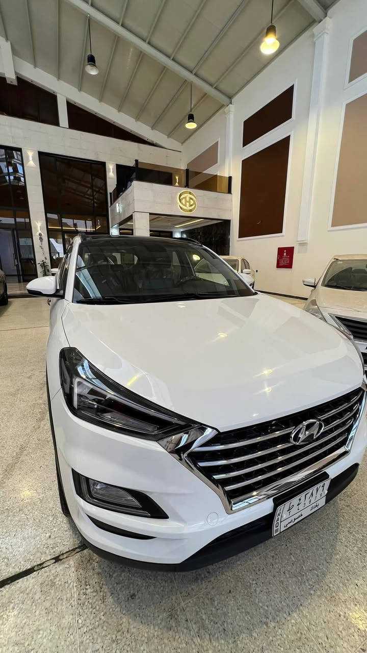 بسم الله الرحمن الرحيم 🤍
هيونداي توسان 2020 بنوراما‼️
* عدد الممشى 69 KM
* بنوراما 
* 5 عدسات 
* محرك 2000
* حساس أمامي خلفي
* لون ابيض 
* الملاحضات (داخل المنشور )
للاستفسار والتواصل 👇:

***********

📍العنوان بغداد - الرصافه
