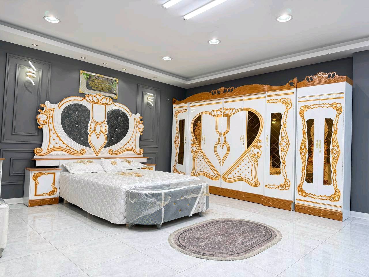 السعر // مليون فقط 😍

🔅تفاصيل الغرفة المرمري  ....

 خارج ٤ملم ام دي اف 🔺
وداخل معاكس  ٣ملم 
صبغ حراري  درجة اولى 


عدد القطع  ٧ قطع 😍
🔺1 //جرباية  قياس  ١٦٠ × ٢٠٠ 
🔺//ميز جانبي ايسر قياس ٥٠
🔺2// وميز  جانبي  قياس ٥٠
🔺3// زاوية ارتفاع مترين عرض ٨٠
🔺4// وميز بلازمه  
🔺5//وميز مراية ارتفاع مترين عرض ١٢٠
🔺6// وكنتور ٦ باب  ارتفاع مترين و١٥ طول ٣ متر و١٥

القطعه الثامنة حسب الطلب شازلون
سعرها ٥٠ الف ❤️

(توصيل مجاني مركز بغداد )
التوصيل يشمل الشد مجاني 🔥
(اطراف ٥٠)
باقي المحافضات حسب البعد
شازلون سعرها ٥٠ الف
شازلون مخزن ٧٥ الف