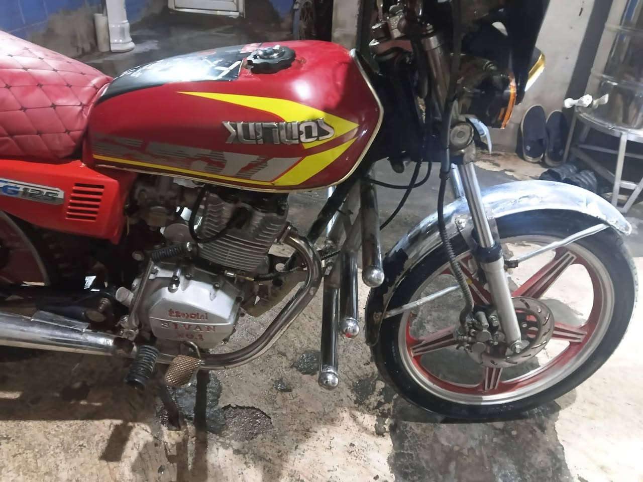 السلام عليكم دراجه يراني 5 كير موديل 21 دراجه كامله على اخر حبايه كل نقص مابيه كله شغال كهربائيت سلف بريك مامي خالفي شغال مابيه كل نقص مكينه مجفته جديد خير من الله شلعه معدل كامله بدون وراق كفاله اكفلك شتريد اني حاضر  سعر 550 المكان فلوجه ازركيه مستعجل


**إذا كنت صاحب هذا الإعلان وتريد حذفه لأي سبب، رجاءا أرسل رسالة إلى الدعم الفني**