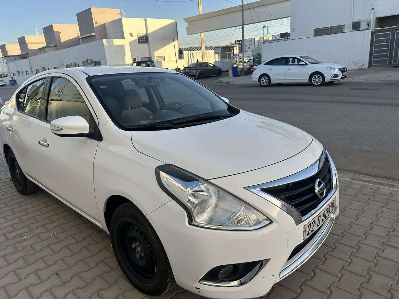 نيسان سني موديل ٢٣ كفاله عامه ماشيه ١٠٠ الف برغي ما مفتوح بيها اك***********
