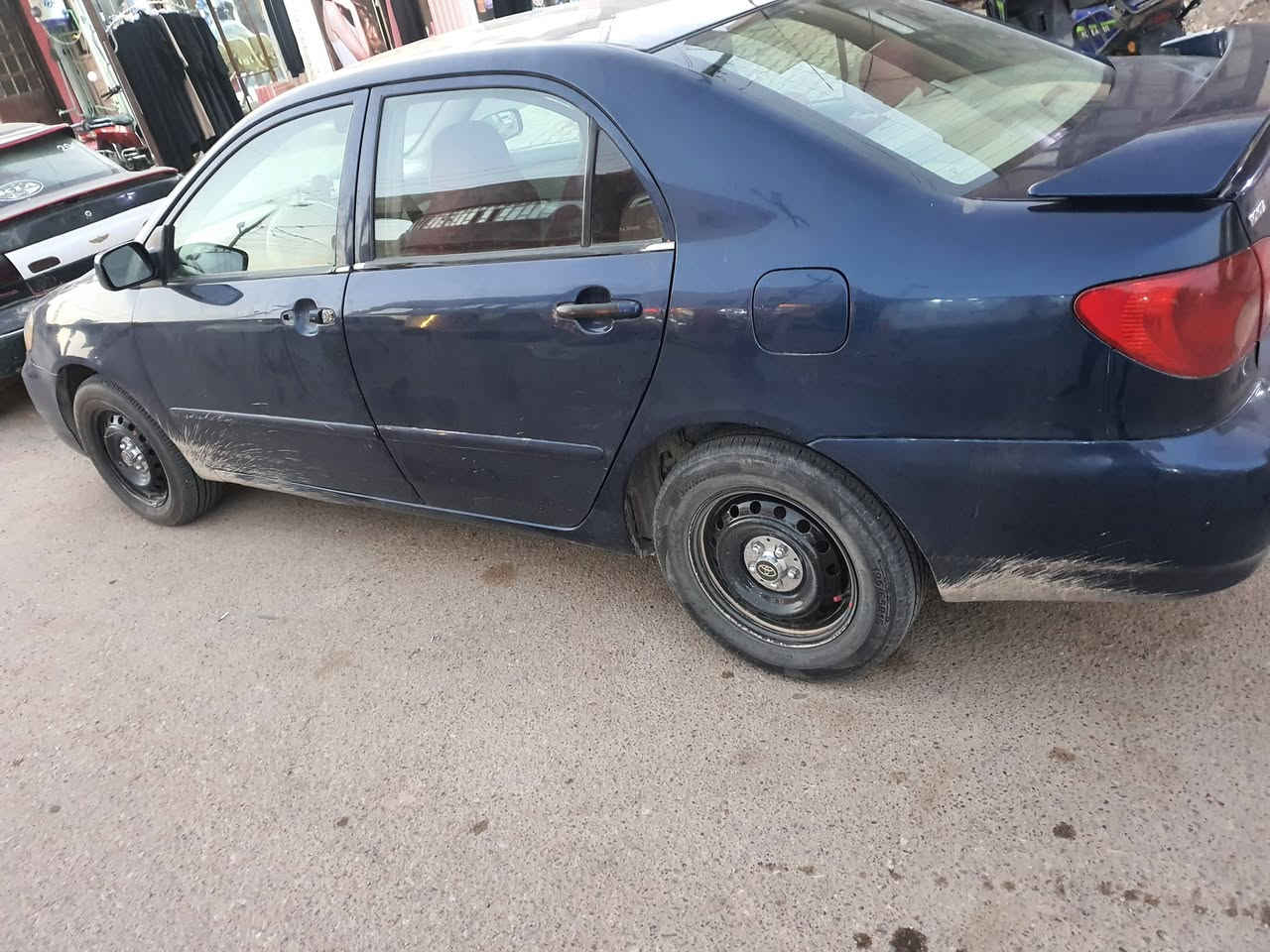 كورلا نحله 
موديل 2007
بسمي تحويل مباشر رقم نكليزي سياره مبدل جامل لامامي جه سايق ترايك وين متريد تبريد شغال محرك وكير خير من الله تجي بعينك وشوف مكانها فلوجه او سجر سعره 83 ورقه وبيه مجال بصيط للستفسار ***********
