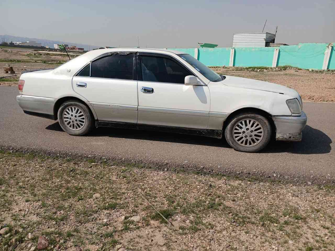 ملكه للبيع جاهزه محرك ففتي سعرها 25 ورقه وبيها مجال والشراي يتصل *********** مكان السياره الشرقاط الساحل الايسر
