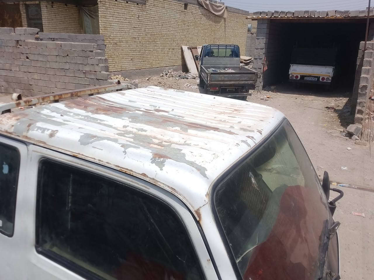 سلام عليكم كيه فنتيره موديل 2000 كير مكينه شاصي مكفول سياره بلاديه رغم سياره بغداد  عنوان بغداد المعامل سعر 55 وبيه مجال    ***********
