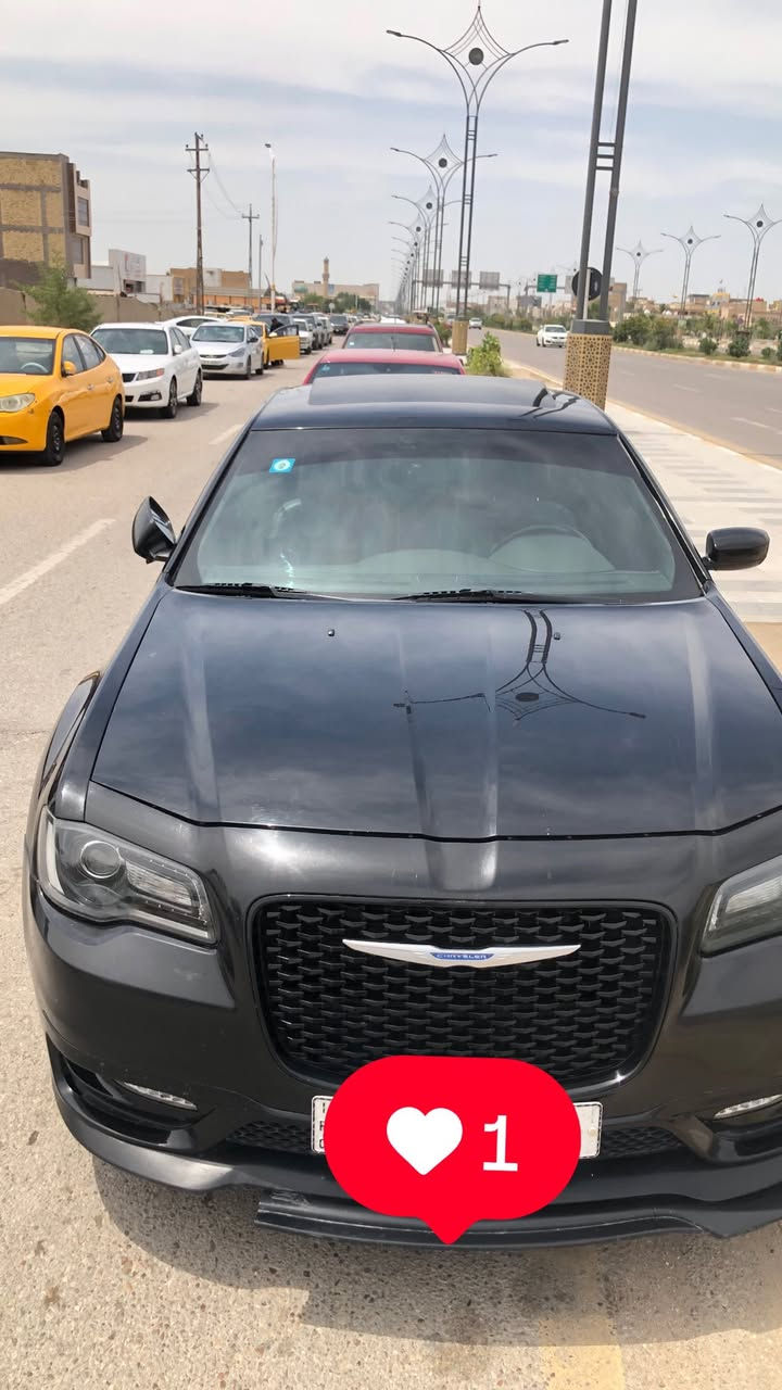 كرايسلر c300 ( أوباما ) موديل 2017 مرمز 2023 لمتد فوول مواصفات  رقم ذي قار  حادثها جاملغ وباب كلش خفيف حادثها بدون دواخل السيارة استخدام شخصي ما مشتغلة خط كير مكينه تبريد كفالة السعر 170 وبيهة مجال  السيارة بعد احلى من الصور 
*********** 
العنوان الناصرية

