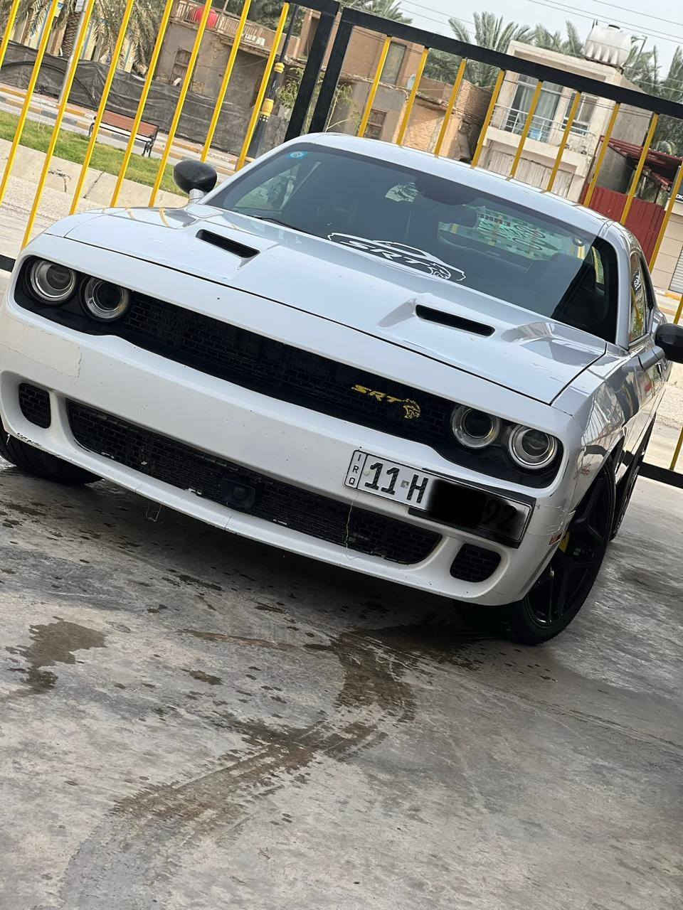 جالنجر 2015 SXT بلس
العنوان كربلاء 
***********
السياره بيها قطعتين بدون ايرباك 
و بيها قطعتين بالعراق 
المواصفات فول 1/1 
ما عدا الفتحه 
رادار 
رادارات جانبيه 
شفتات ستيرن 
ستيرن كهرباء 
كشنات جلد 
كشنات تدفئه تبريد 
كشنات كهرباء 
كامره 
حساسات خلفيه 
سوبر تراك باك 
سبورت 
ماشيه 130 ميل 
تبريد فول
