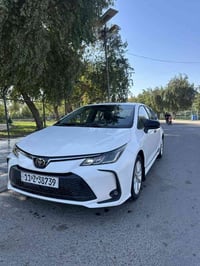 تويوتا • كورولا