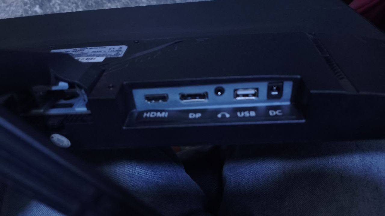 شاشه Black wolf  
24 Inch
165hz
HDMI 1 
اصدار S240W

الشاشه نضافه 95٪ نضيفه لدرجه مابيها اي بكسل محترك وكامله هيه وكيبلها وواير hdmi + بدون كارتونه

السعر : 110 
التواصل : ***********
