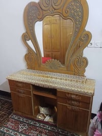 غرفة نوم • بسيط • للبيع