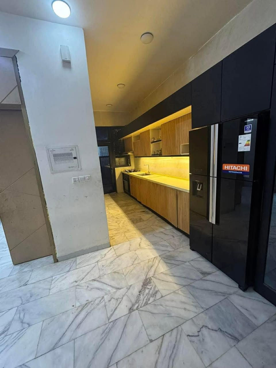 ✨دار لـلـبيـع ✨ 
الـمـساحــه :120 م 
الــمـوقــع : #حي الصحه - شارع المحوله 
الــٰـواجــــهـــه : 6 م
الــــنـــزال : 20 م 
عــــرض الــشـارع : 8 م تـبـليط
……………………………
نــــوع الـعـقـار : طـابـوزراعـــ25ــي  
حــالـة الـعـقـار : (  بـنـاء حـديـث مـكـون مـن طــابـقـين  ) ط1 يـحتـوي عـلى غـــرفه نــوم مـطبـخ اسـتـقبال كـلدور مـجمـع صـحيـات 
الطـابـق الـثاني -يحتـوي علـى 2 عـرف نـوم- مـجمـع صـحيـات
……………………….
الـســعـر - خــــــاص
*********************
(شــركــة #حــافــظ للأسـتـثـمار الـعـقـاري)
مـوقـعـنا : بـابـل شـارع 60 - مـجـاور كـافـتريـا سـيف بـقلي
نـستـقـبل جـمـيع الـعروض الـعـقاريـه ↪️
بـيع -شـراء - تـعـقيب - إجـازة بـناء - إفـراز- رهـن 
**********************
للأسـتفـسار او الأتـصـال ↪️
 📞***********
📞***********
