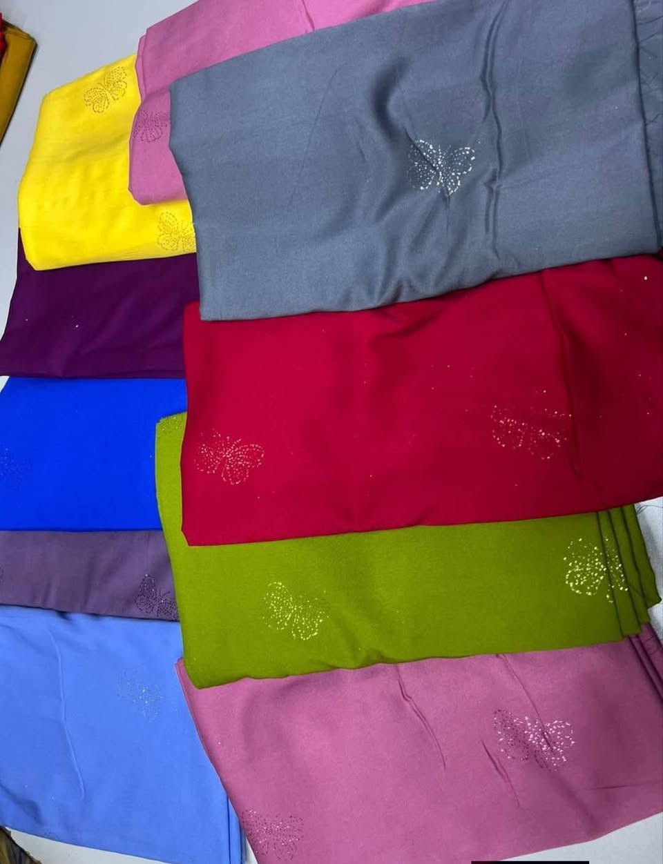 اقمشه كشمير إيطالي عادي كريشه جميع أنواع الاقمشه


**إذا كنت صاحب هذا الإعلان وتريد حذفه لأي سبب، رجاءا أرسل رسالة إلى الدعم الفني**