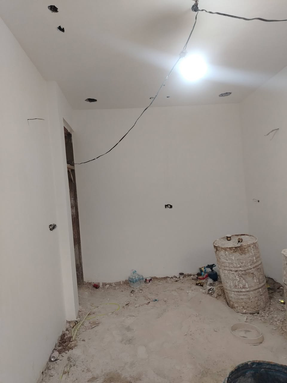 خلفات ٢ جص وبورك متر ٥ ونص بدون تخريج هذا رقمي مكاني بغداد *********** الميشتغل وتعبان لا يطبلي كاتب سعر وناشر الشغل تحياتي الكم
