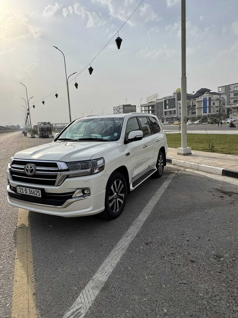 لاند كروز 19 كراند تورنك رقم شمالي تحويل  كفاله ضربه صبغ كير محرك شرط وكاله عده بارد شوي مكاني بصره مشراق جديد سعر 495 بيها مجال  ***********
