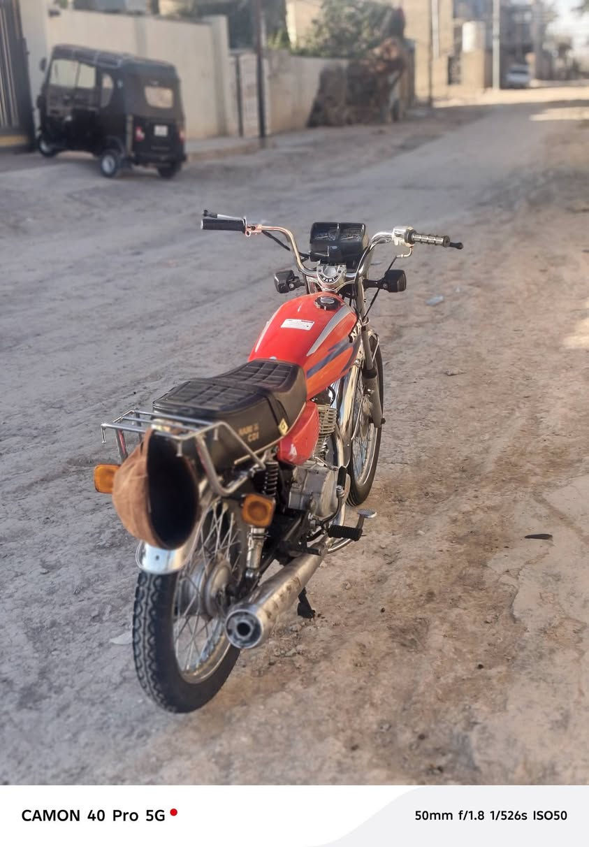 عمي سلام عليكم تايكر موديل عشرين 20 لغراض كله جديد 26لسعر 400 وبيهه مجال للطيبين رقم الاول   ***********
الثاني  ‏‪***********‬‏ تحياتي 🤍🤍
