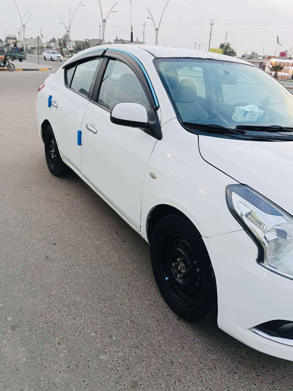 السلام عليكم نيسان صني هندي ام البليتة مديل ١٩ رقم بصرة تحويل بيها بجم ومصلح كامل تخم تاير صبغ ويلات كير مكينة كفالة السعر ٧٨ وبيها مجال بسيط المكان البصرة 
*********** البصرة, العراق
