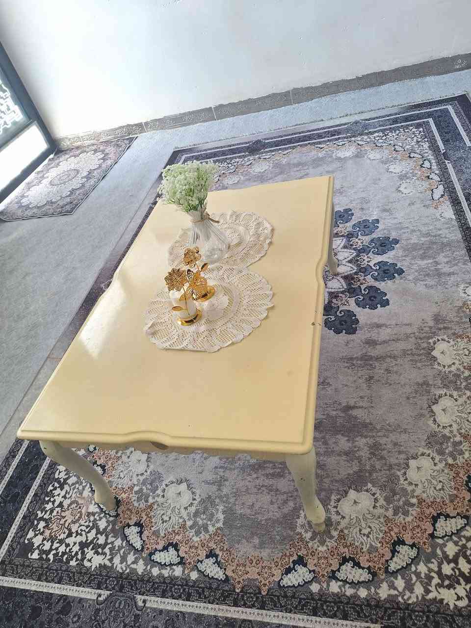 چوار تەپڵە و میزی ناوراست بۆ فرۆشتن
هیج عەیبی نیە ناونیشان کرکوک
میز وسط و 4 طبلات للبیع ای عیب مابی
عنوان کرکوک
إشارة الأصدقاء


**إذا كنت صاحب هذا الإعلان وتريد حذفه لأي سبب، رجاءا أرسل رسالة إلى الدعم الفني**