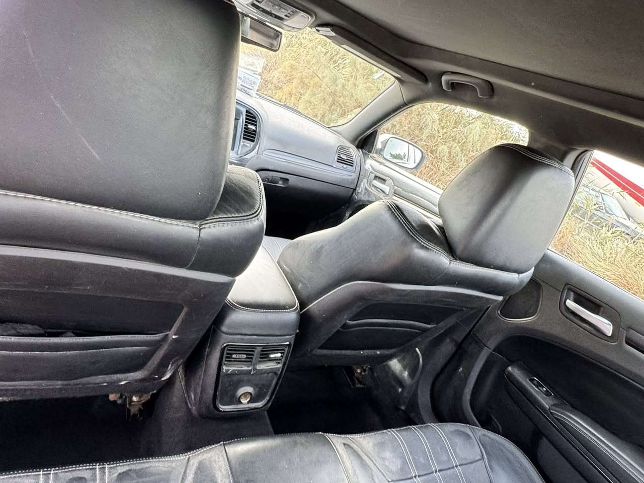 السلام عليكم موديل 2014خليجي  
السعر195$
***********
