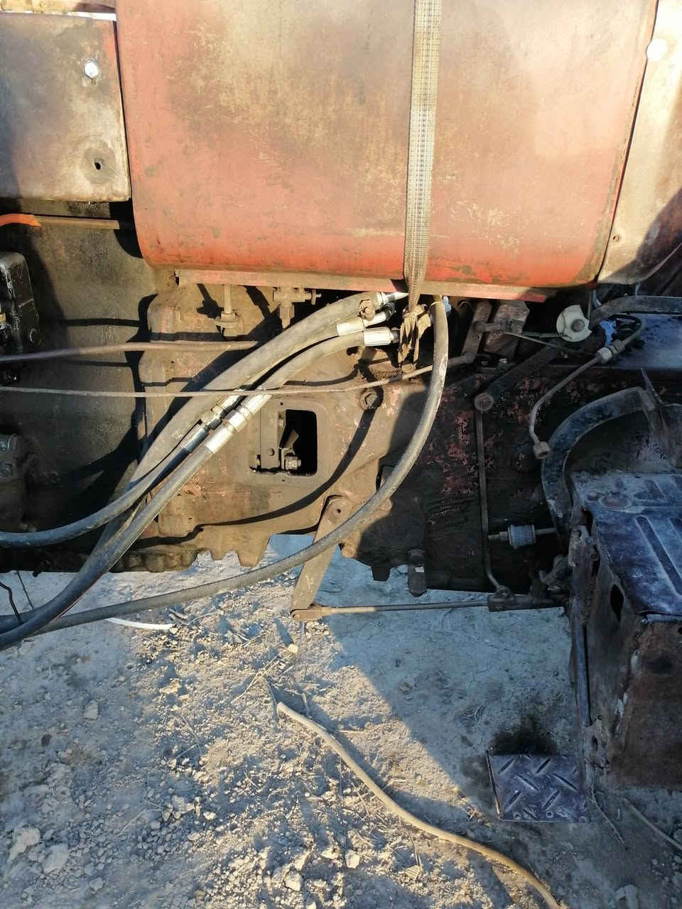 السلام عليكم ورحمة الله وبركاته
كاروبه عنتر للبيع
٧١ موديل ٨١
جاهزه للعمل
تاير حجم ٣٠ جيد
تخم ثگاله امام و خلف
كفر كامل
هيدروليك شغال ١٠٠ بل ١٠٠
رقم و سنويه بابل تحويل ثاني يوم
السعر عند الاتصال على الرقم (***********)
